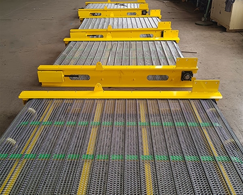 網(wǎng)帶輸送機(jī)